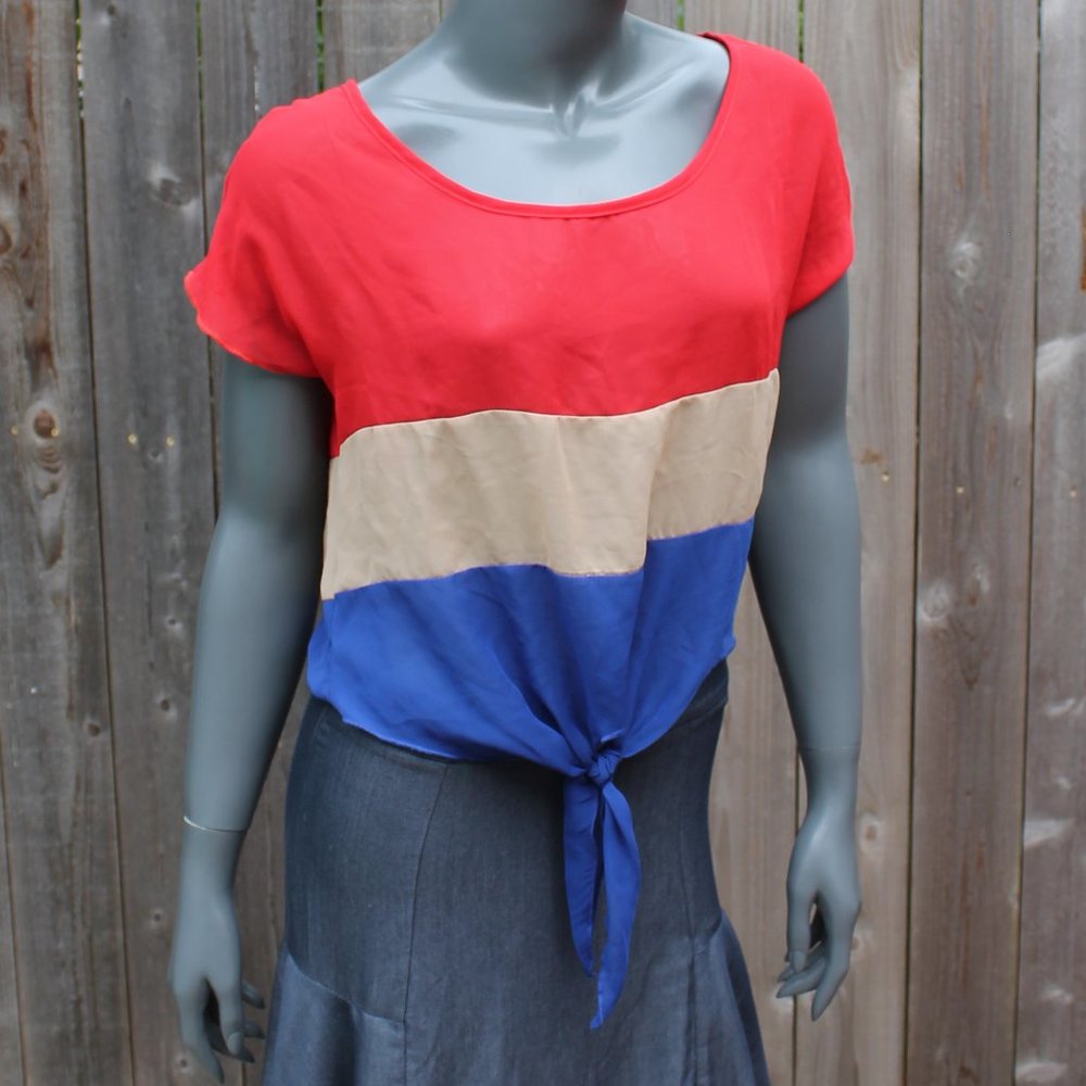 Soho Collection Colorblock Tie Front Top Sz Small